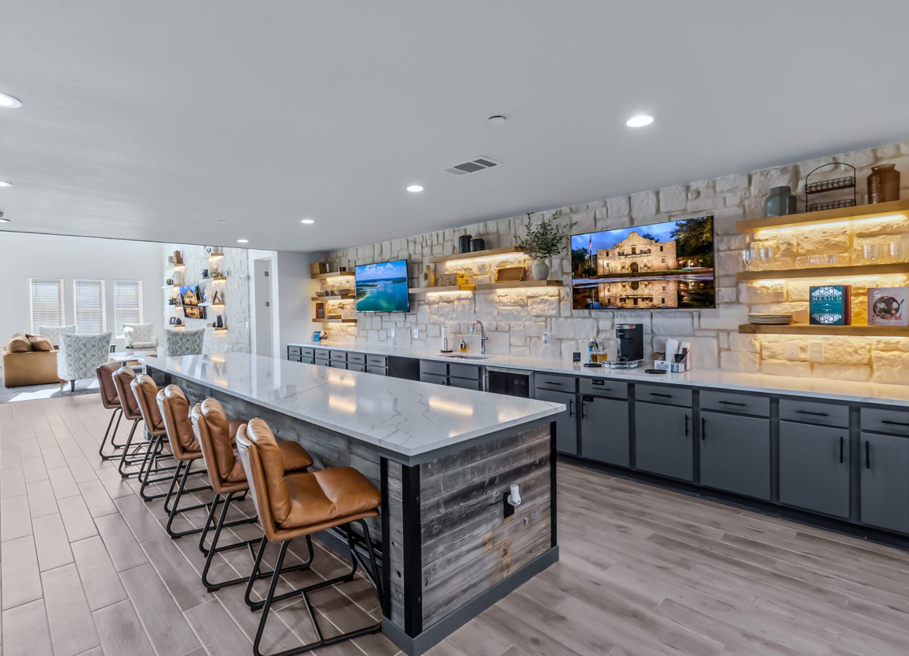 Sunstone Apartments