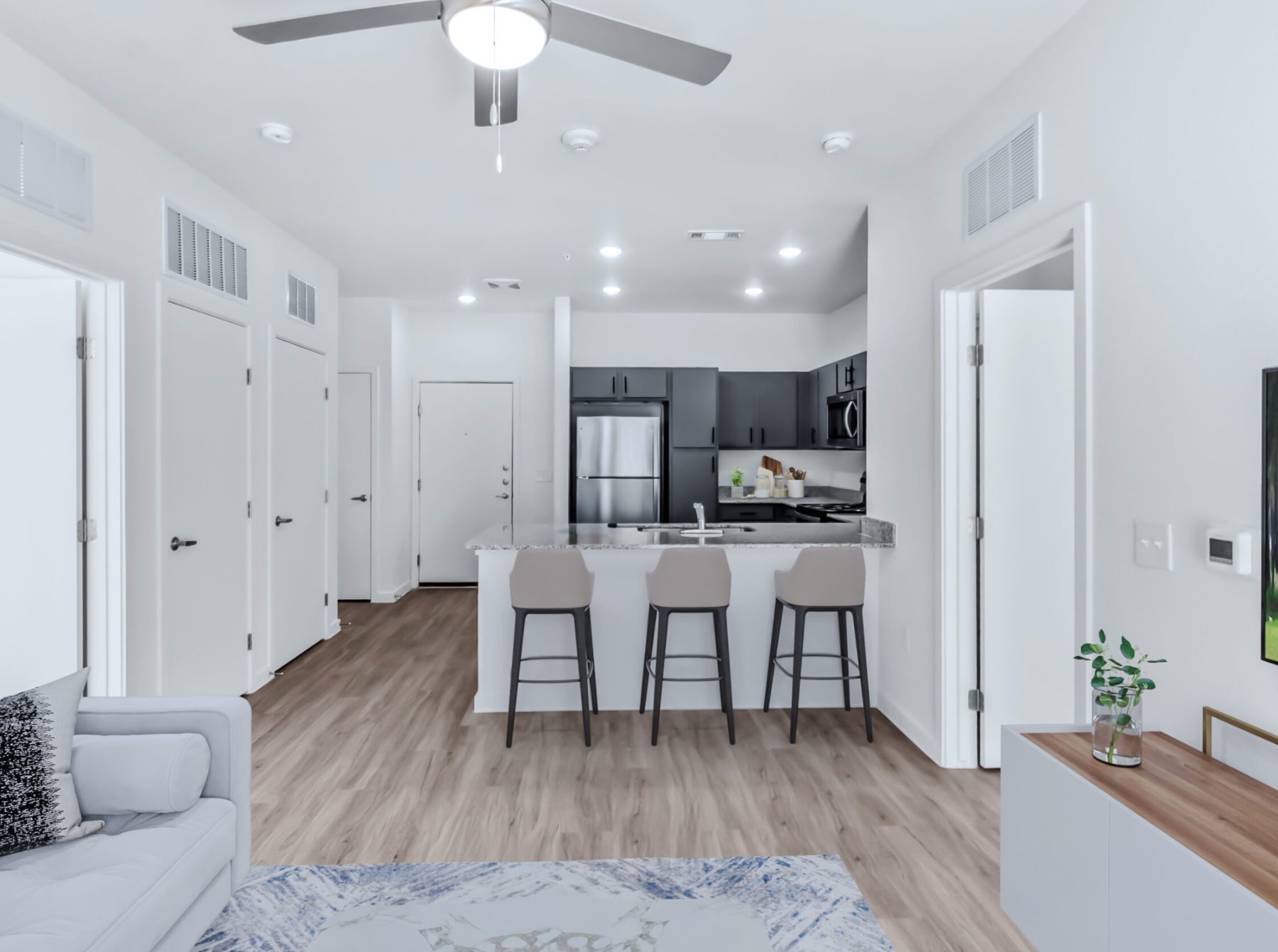 Sunstone Apartments